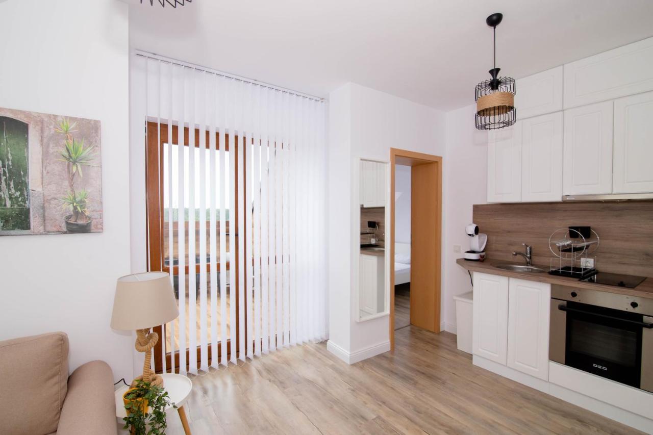 Four Seasons Apartment - Oasis Beach Resort Bliznaci Kültér fotó