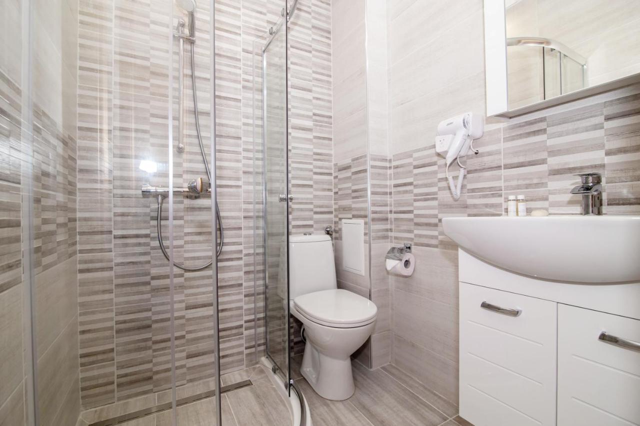 Four Seasons Apartment - Oasis Beach Resort Bliznaci Kültér fotó