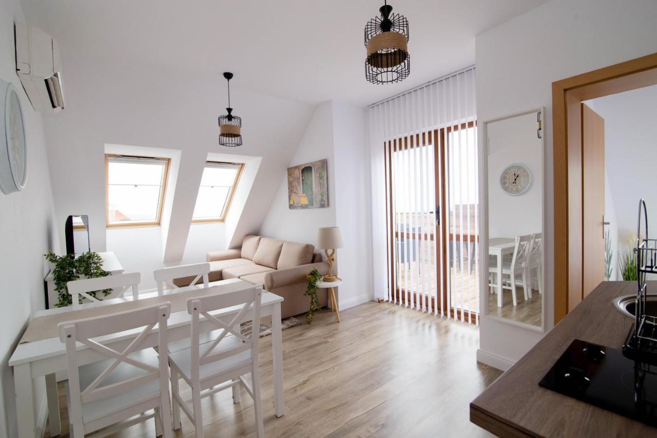 Four Seasons Apartment - Oasis Beach Resort Bliznaci Kültér fotó